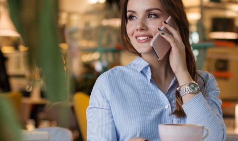 Télévendeur en centre d’appel : quand un métier devient un art de vivre. Découvrez le quotidien d’un agent en call center.